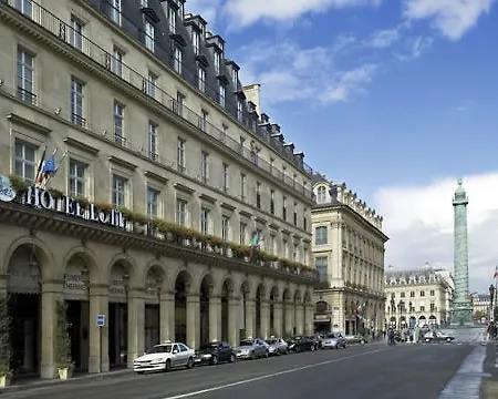 Lotti Paris