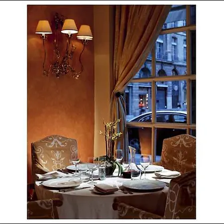 Lotti Paris
