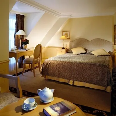 Lotti Hotel