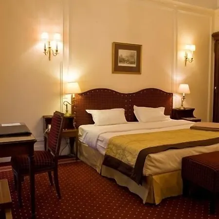 Lotti Hotel