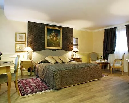 Lotti Hotel 4*